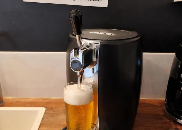 Maison Proche Du Circuit 24h Du Mans, Moto Gp, Le Mans Classic Frühstückspension Neuville-sur-Sarthe